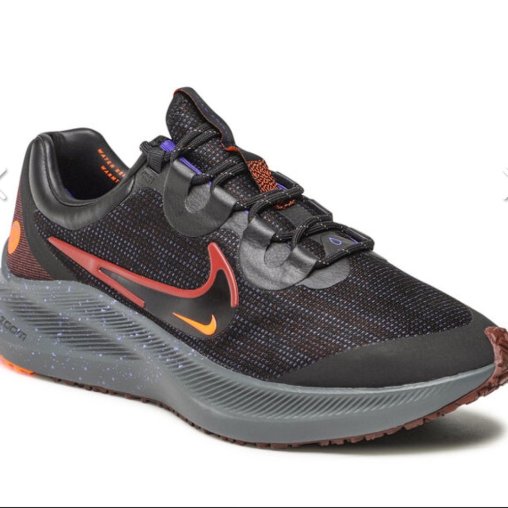 Nike Zoom Winflo 8 Shield Black Bronze Eclipse Sneakers - Picture 4 of 7